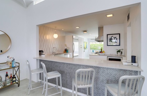 Canyon View Estates Condo | Pool Access: Mtn-View Palm Springs Condo!