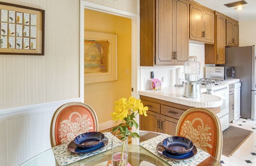 Studio City House | Pool Home < 1 Mi to Universal & 26 Mi to Stadium