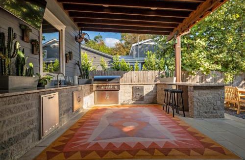 Tarrytown House | Poolside Funhouse - Arcade Billiard Poker & More