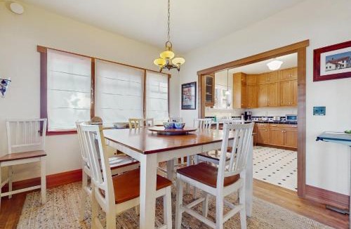 Adelma Beach House | Port Townsend Perfection