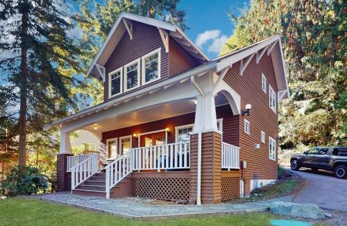 Adelma Beach House | Port Townsend Perfection