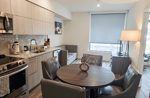 Downtown Los Angeles Apartment | Premier Downtown Koreatown Apartment