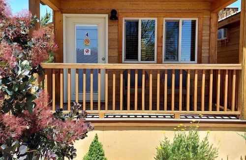 Escalante Cabin | Pretty Cabin with Amazing Views - The Ultimate Glamping Getaway in Escalante, UT