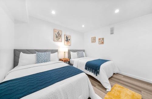 Rampart Village House | Private 1 bedroom home close to Korean Town and Patio