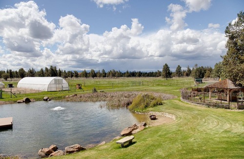 Sisters House | Private 40-Acre Ranch + Pool, Sauna w/Yurt