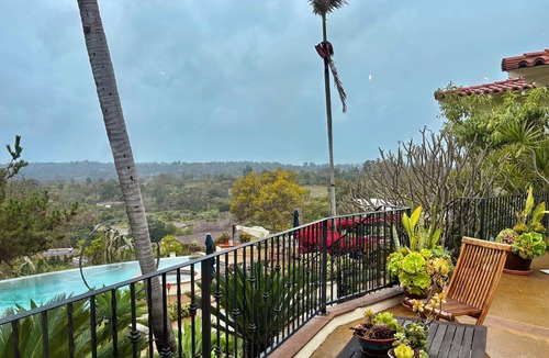 Covenant Apartment | Private Casita with Views, Pool, Spa & Designer Touches