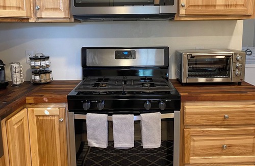 Springerville Cottage | Private mountain guesthouse