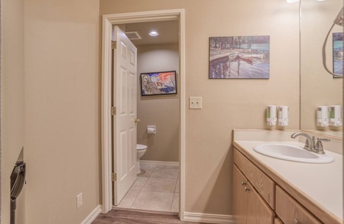 Century West Hotel | Private Mt. Bachelor Village suite in Bend with access to resort hot tubs/pool