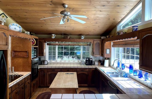 Dunes City House | Private One-Acre Woahink Lake View Retreat, Hot Tub & Dock Access