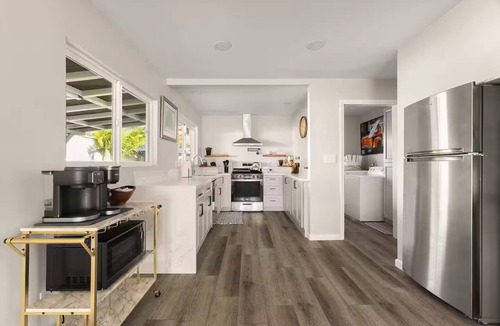 Clairemont House | Private Pool & Hot Tub | 4BR | AC | Sleeps 10
