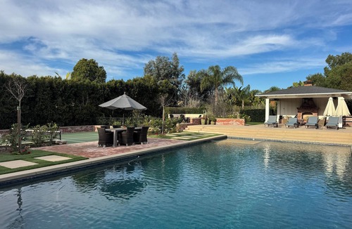 Leucadia House | Private resort with Pool and Pickleball