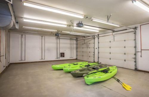 Post Falls House | Private Riverfront Estate with Kayaks & Views