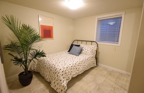 Hazelwood Apartment | Private spacious 2BR/1.5BA flat, stylish with all the comforts of home.