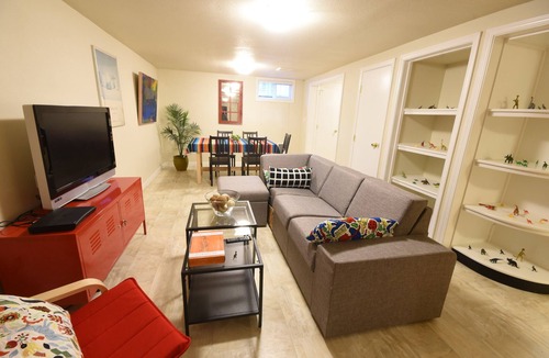 Hazelwood Apartment | Private spacious 2BR/1.5BA flat, stylish with all the comforts of home.