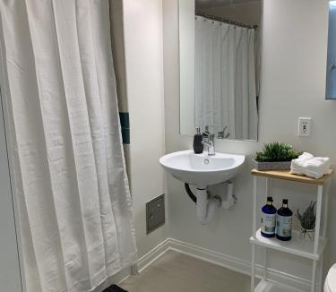Downtown Apartment | Promenade Studio With Free Parking