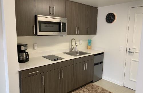 Downtown Apartment | Promenade Studio With Free Parking