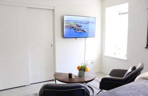 Downtown Apartment | Promenade Studio With Free Parking