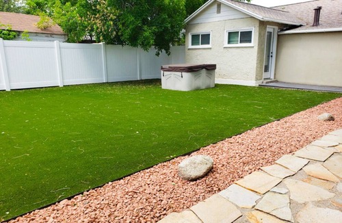 East Central House | PROMO-Private Home+Fully Fenced Yard+E. Sugarhouse+Backyard Refuge w Gazebo+SPA!