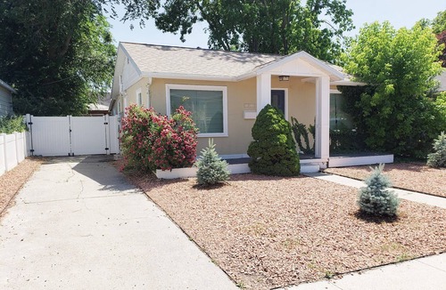East Central House | PROMO-Private Home+Fully Fenced Yard+E. Sugarhouse+Backyard Refuge w Gazebo+SPA!