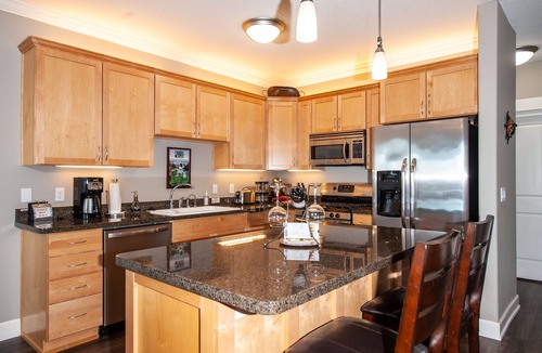 Lincoln City Condo | Promo! Stunning Oceanfront Condo-Private Hot Tub, WiFi, Indoor Pool & HDTV!