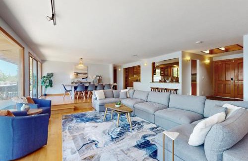 Retsil House | Puget Sound Sanctuary Entire Home