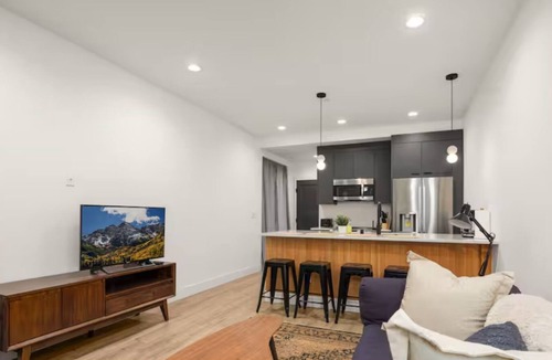 Mann House | Quaint Town Home with A/C, shared outdoor space
