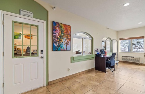 Salina Hotel | Quality Inn & Suites Salina National Forest Area