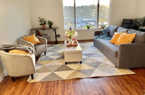 West Queen Anne House | Queen Anne cozy house with Puget Sound View #4
