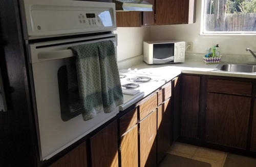 Old Southwest House | Quiet Bungalow in South West Reno.