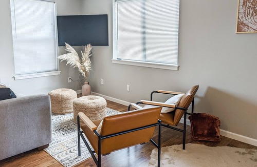 Philomath House | Quite Modern House close to Corvallis with fenced backyard