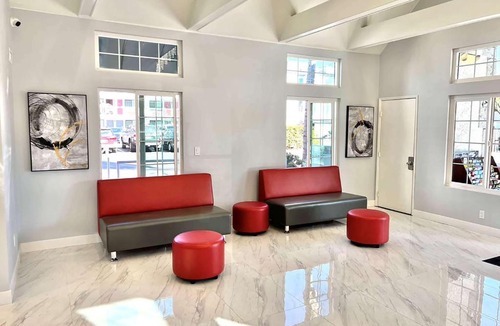 Anaheim Resort Hotel | Ramada by Wyndham Anaheim Convention Center