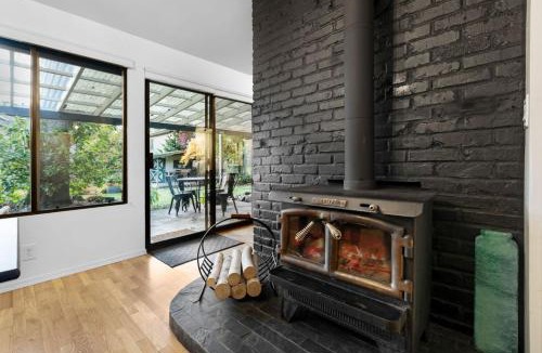 Bridle Trails House | Ranch house in Bridal Trails