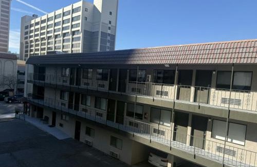 Downtown Reno Hotel | Red Roof Inn Reno