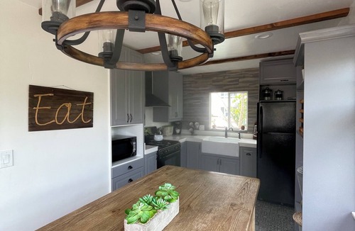 Village of La Jolla Hotel | Redwood Hollow Cottages