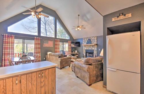 Upper Peachtree House | Relax Fireside: ‘HighBearNation Lodge’ Near Hiking