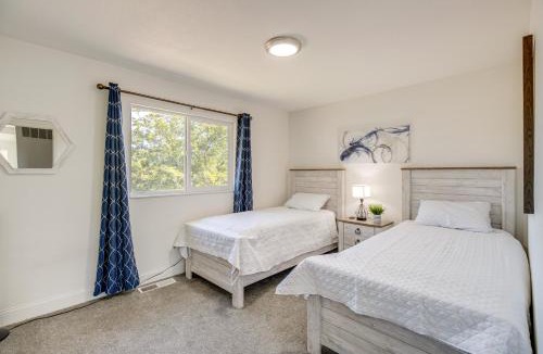 Reno/Tahoe Airport House | Relax Fireside & Play Pool! Home 4 Mi to Dtwn Reno