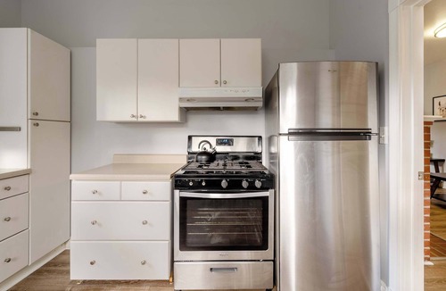 Richmond House | Remodeled 3BR - Walk to Coffee, Bars & More