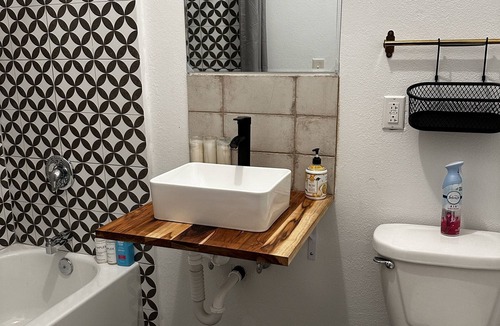 Blythe House | Remodeled quiet and spacious home.