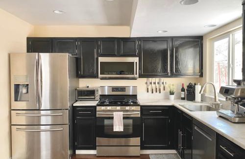 Northwest Reno House | Reno 3BR Home · Graduation & Spring in Reno