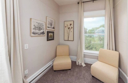 West Central Apartment | Renovated 2 bed, 2 bath, Near Arena and Downtown!