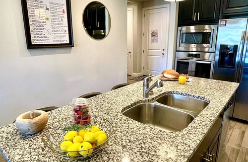 St. George Villa | Renovated 4BR Sleeps 14 - Game Room & Balcony Deck