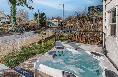 Stevenson House | Renovated home in central location with hot tub, theater, fast wifi & work desks