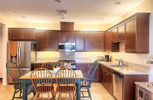 Carmel Valley House | Resort style townhome with AC in sunny San Diego