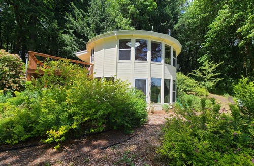 Amity House | Retreat to wine country