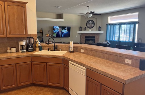Sunridge Estates House | Ridgeline Oasis!