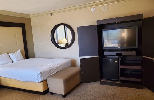 Las Vegas Resort | RIO Casino 2 Queen beds Suite Unit Strip Las Vegas