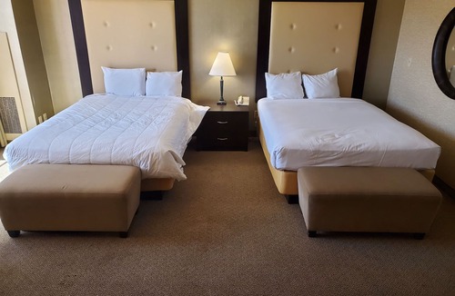 Las Vegas Resort | RIO Casino 2 Queen beds Suite Unit Strip Las Vegas