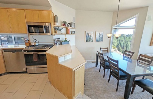 Century West Condo | River Ridge 328AB Ground Floor Condo in Bend, OR 2 Bd, 2 Ba 328