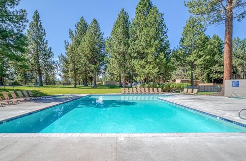 Century West Condo | River Ridge 428ab