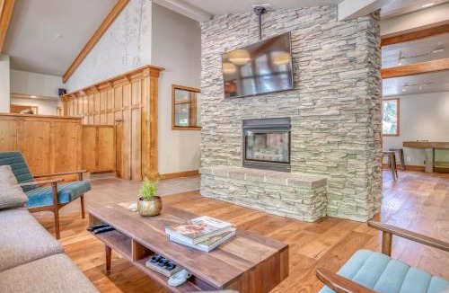 Century West House | River Ridge 428B - Meredith Lodging